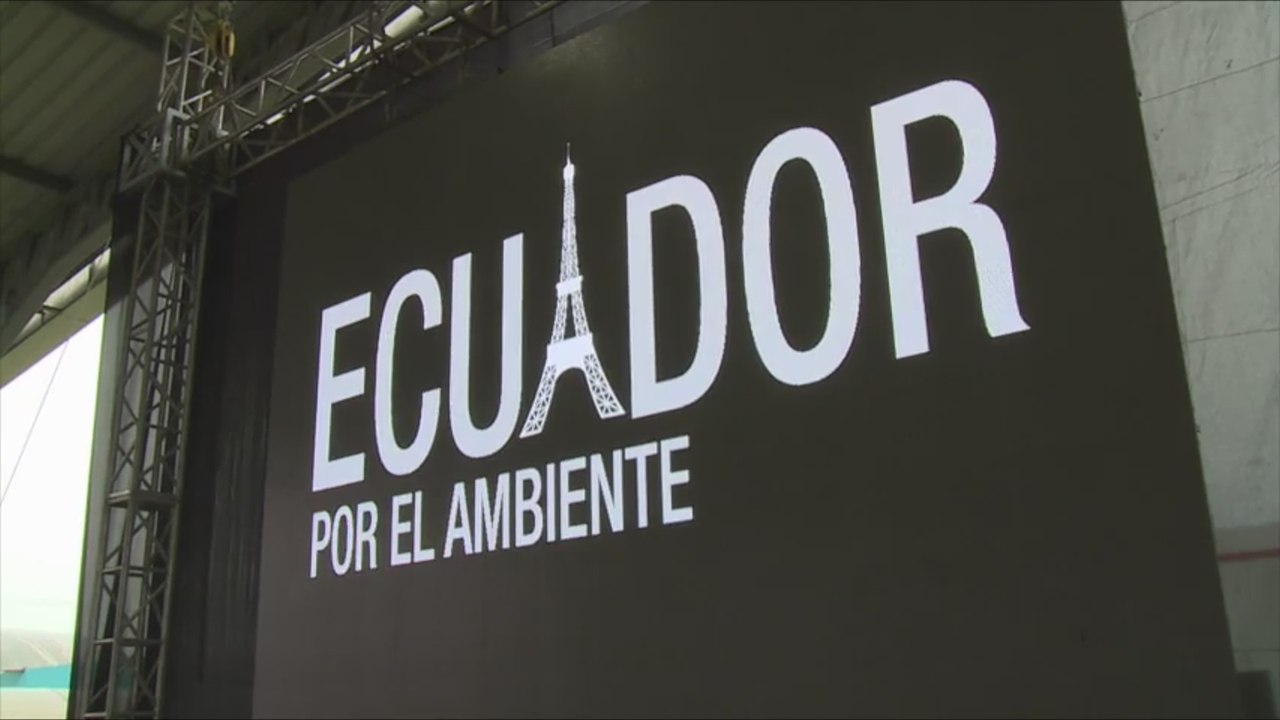 El presidente de Ecuador, Lenín Moreno, ratifica el Acuerdo de París sobre cambio climático