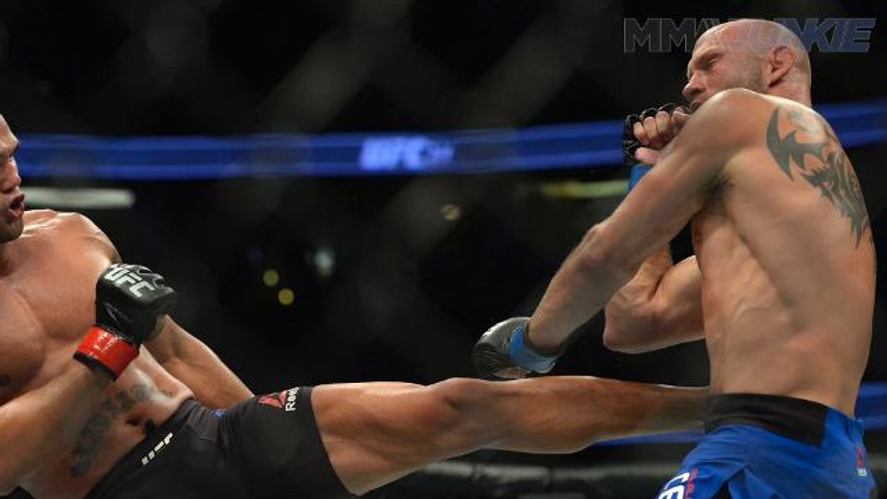 Best of Robbie Lawler vs. Donald Cerrone at UFC 214