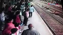 Shocking Footage_ Girl escapes death in a train incident at Kurla station _ City