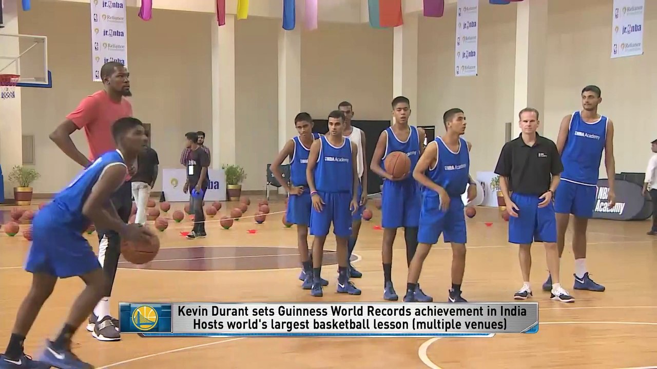 【NBA】Kevin Durant Sets Guinness World Record & Stephen Curry Takes Part in Tai Chai  2017 NBA Offseason