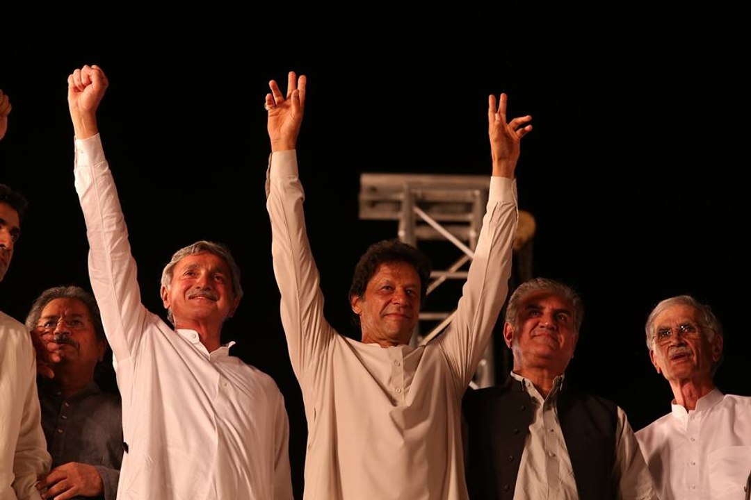 Imran Khan Arrives at Youm-e-Tashakur Jalsa Gah on 30.07.2017