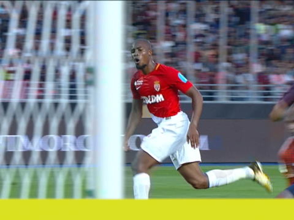 Sidibe produces delightful dink