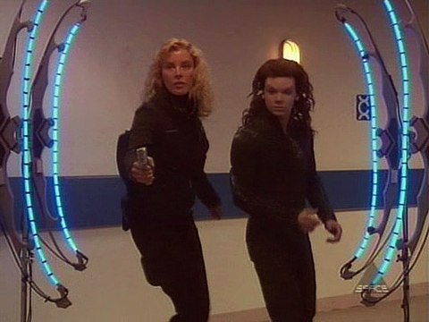 Earth Final Conflict S05E18 Bad Genes