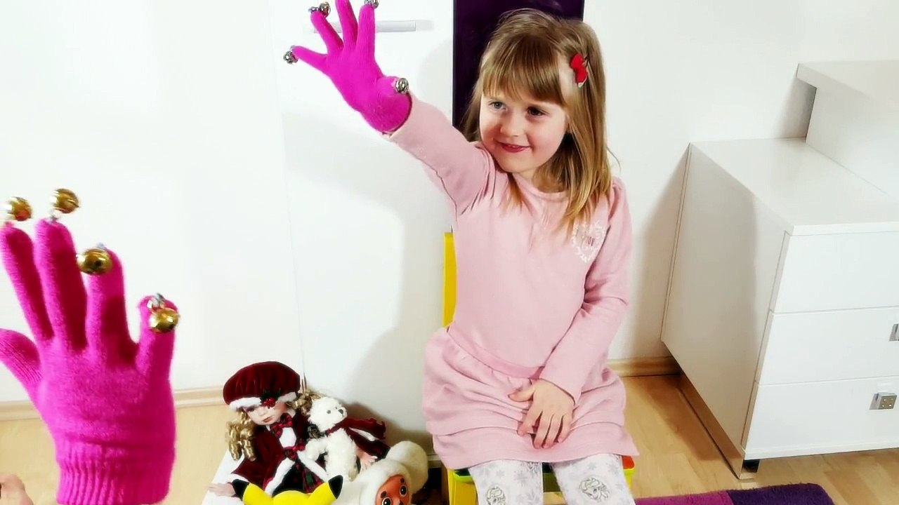 Lustiges Fingerspiel mit  ´ZAPPELHANDSCHUH` 