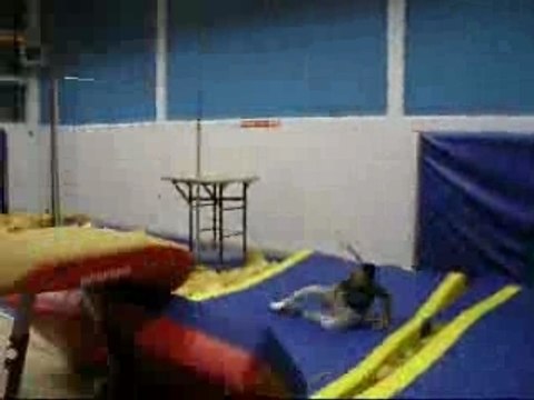 himed chaaa acro street parkour extreme