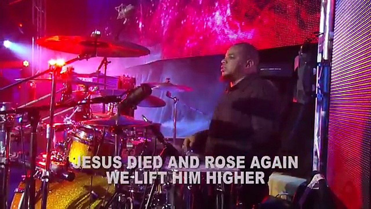 Nombre nombre en oficial otro vídeo Sinach |