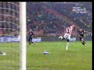 Crvena Zvezda Belgrad – Bayern Monachium 1:1Klose