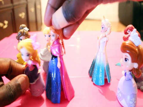 PRINCESS RAPUNZEL TELLS HER STORY DISNEY SOFIA CINDERELLA BELLE ANNA ELSA ARIEL Toys BABY Videos, DISNEY , LITTLE MERMA