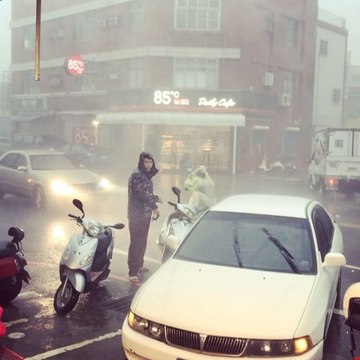 Fierce Winds and Rain Lash Southern Taiwan as Two Tropical Storms Pass