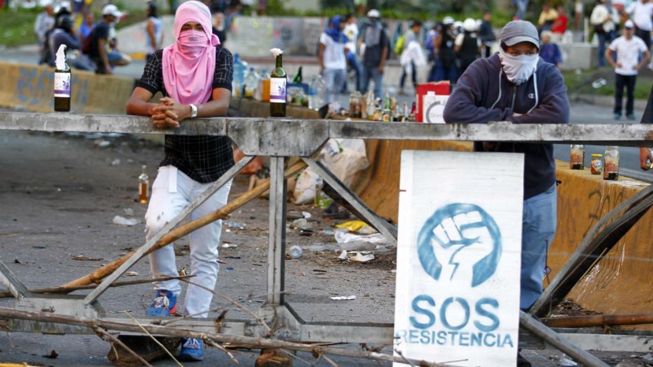 Confrontos violentos marcam eleição à Constituinte venezuelana