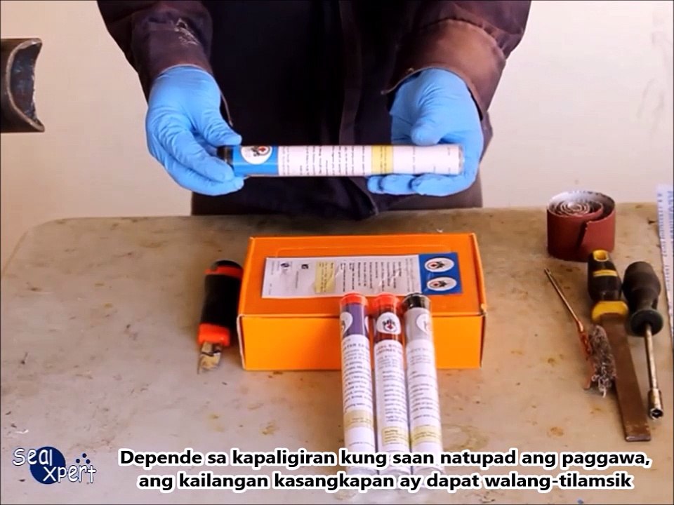 Paano Gamitin ang Seal Stic Quick Cure Epoxy Stick para sa Pagkumpuni ng mga Butas at Crevices