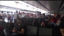 Ora News - “Austrian Airlines” mbërrin dy orë me vonesë në Rinas, indinjohen udhëtarët