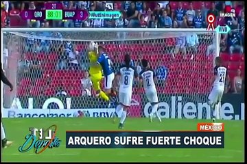 Arquero del equipo de Advíncula y Aquino sufrió aparatoso accidente en la Liga MX