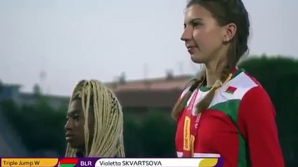 Violeta Skvortsova quitte le podium en pleine cérémonie