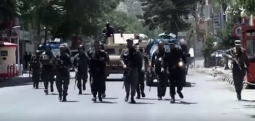 Télécharger la video: Suicide Bomber, Several Gunmen, Attack Iraqi Embassy in Kabul