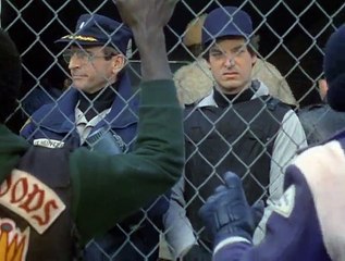 Hill Street Blues S02E12 Of Mouse And Men