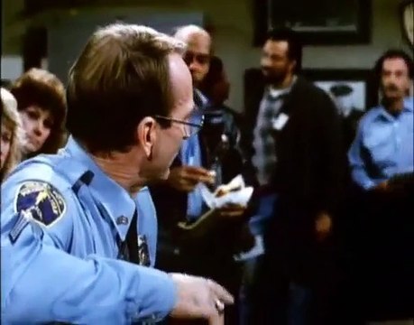 Hill Street Blues S07E10 More Skinned Against Than Skinning