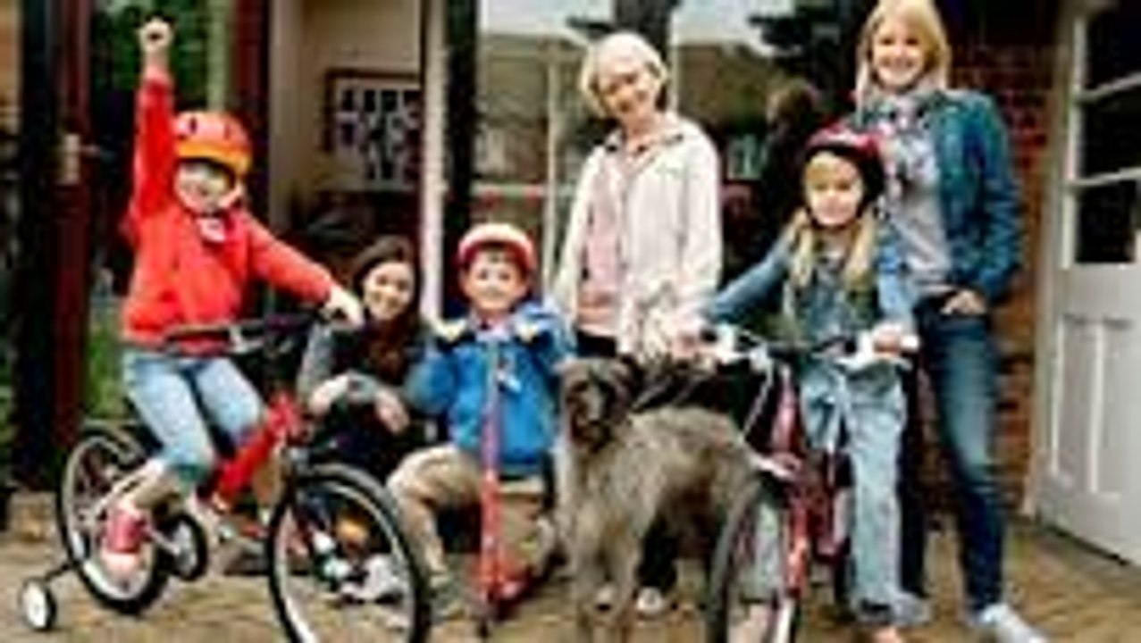 Topsy and Tim -  School Run