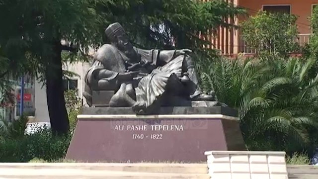 Tepelenë, shtohen turistët - Top Channel Albania - News - Lajme