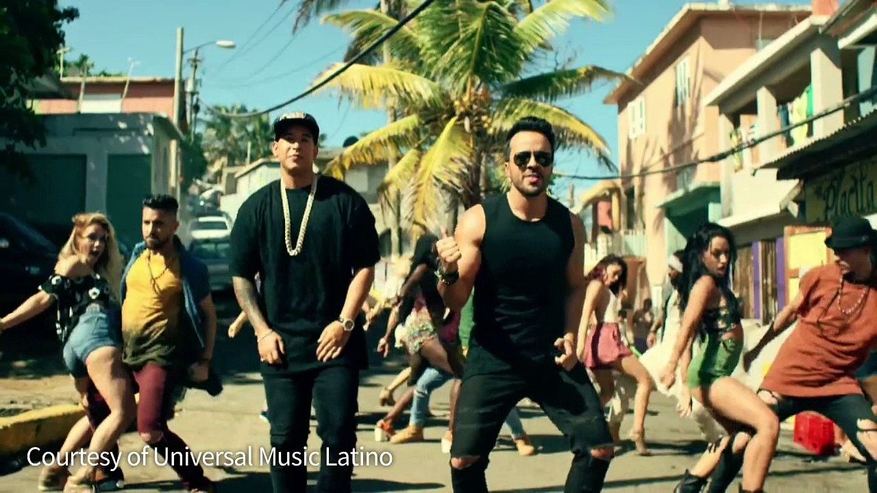 Touristen auf den Spuren von 'Despacito'