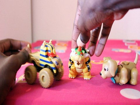PETS PARADE FAILS IN CLASS bowser SPHINX TRUCK CERULEA PRINCESS LITTLE MERMAID ARIEL Toys BABY Videos, SUPER MARIO, BLAZ