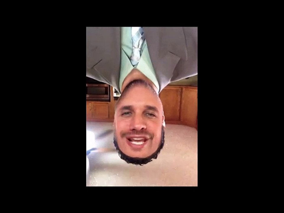 upside down   ---   auf´n Kopf