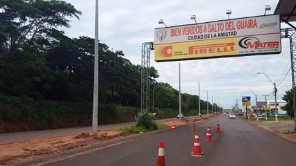 Salto del Guairá trayecto de turistas