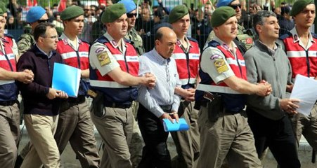 FETÖ'cü Albay, Adil Öksüz'le İlgili Sözlerini Mahkemede İnkar Etti