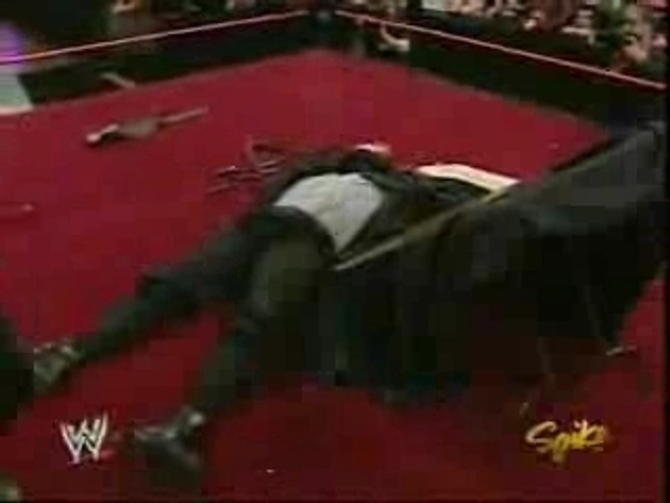 WWE - RAW 21st Feb 2005 - Batista Leaves Evolution