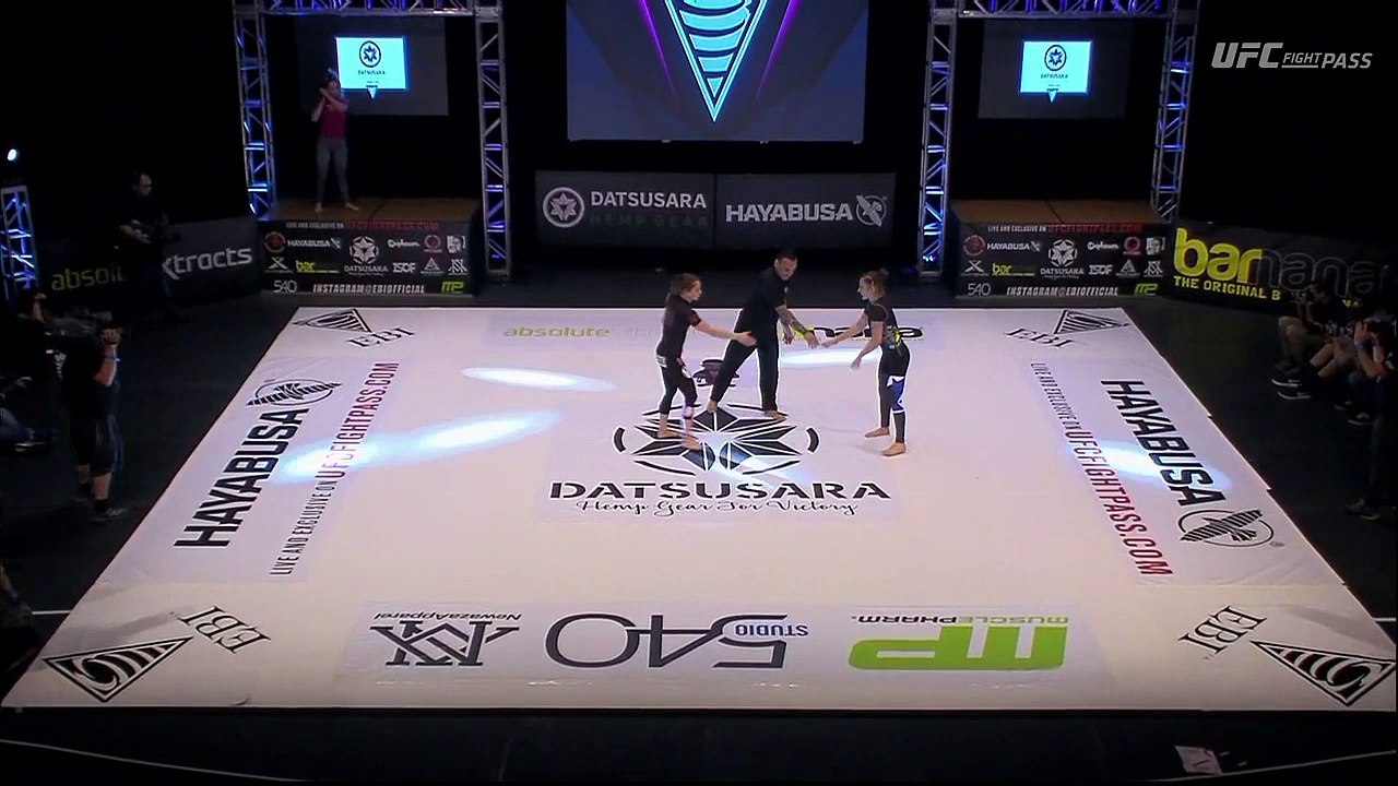 Erin Blanchfield (SILVER FOX BJJ) vs  Livia Gluchowska (Absolute MMA)1st round EBI