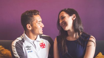 'Pitbull' do Vasco, Jean mostra lado romântico e solta a voz; assista