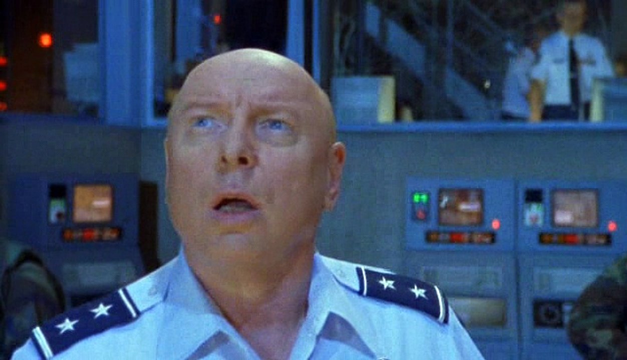 Stargate Sg-1 S01E18 Solitudes