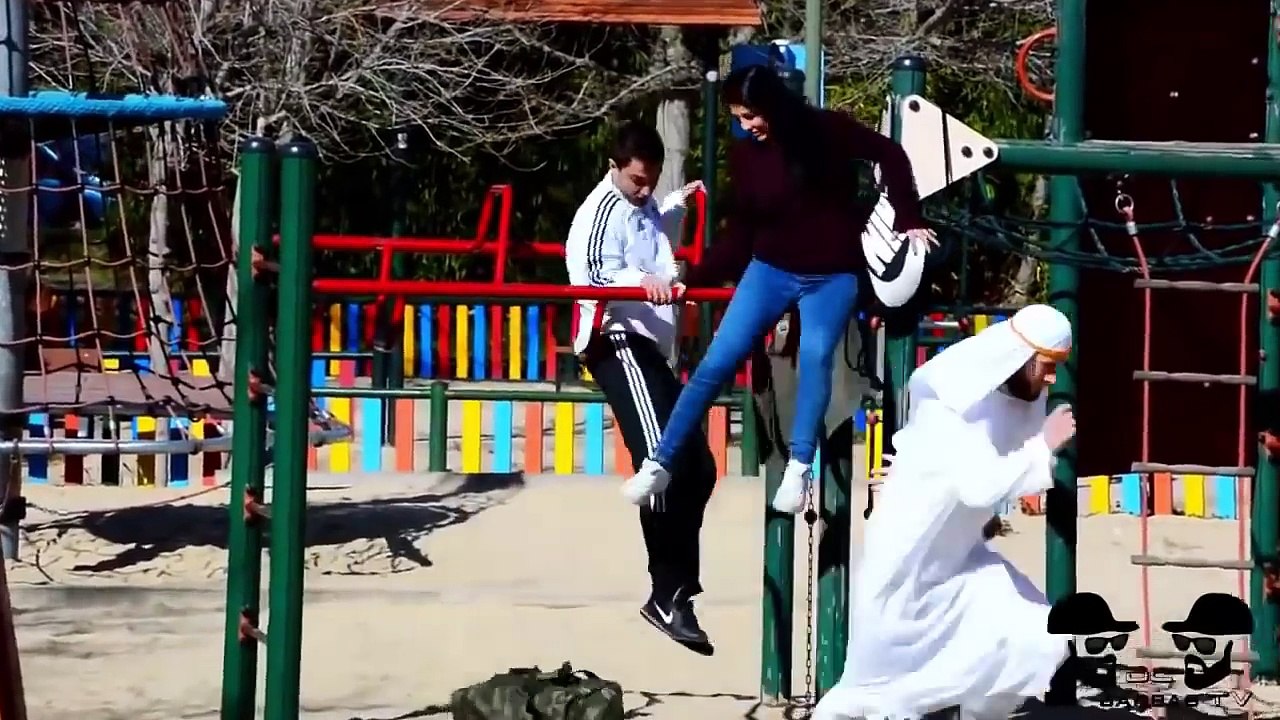 Funny Arab Public Bomb Scare Prank 2017
