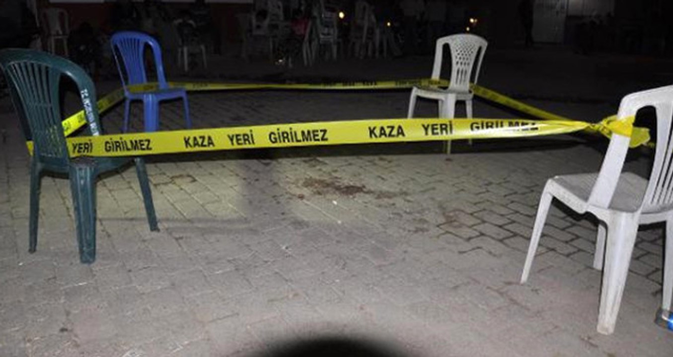 Aralarında Husumet Olan İki Grup Düğünde Karşılaşınca Kavga Çıktı: 1'i Ağır, 4 Yaralı