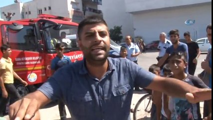 Conolar ''Molozları'' Bahane Ederek Yol Kesip Lastik Yaktı