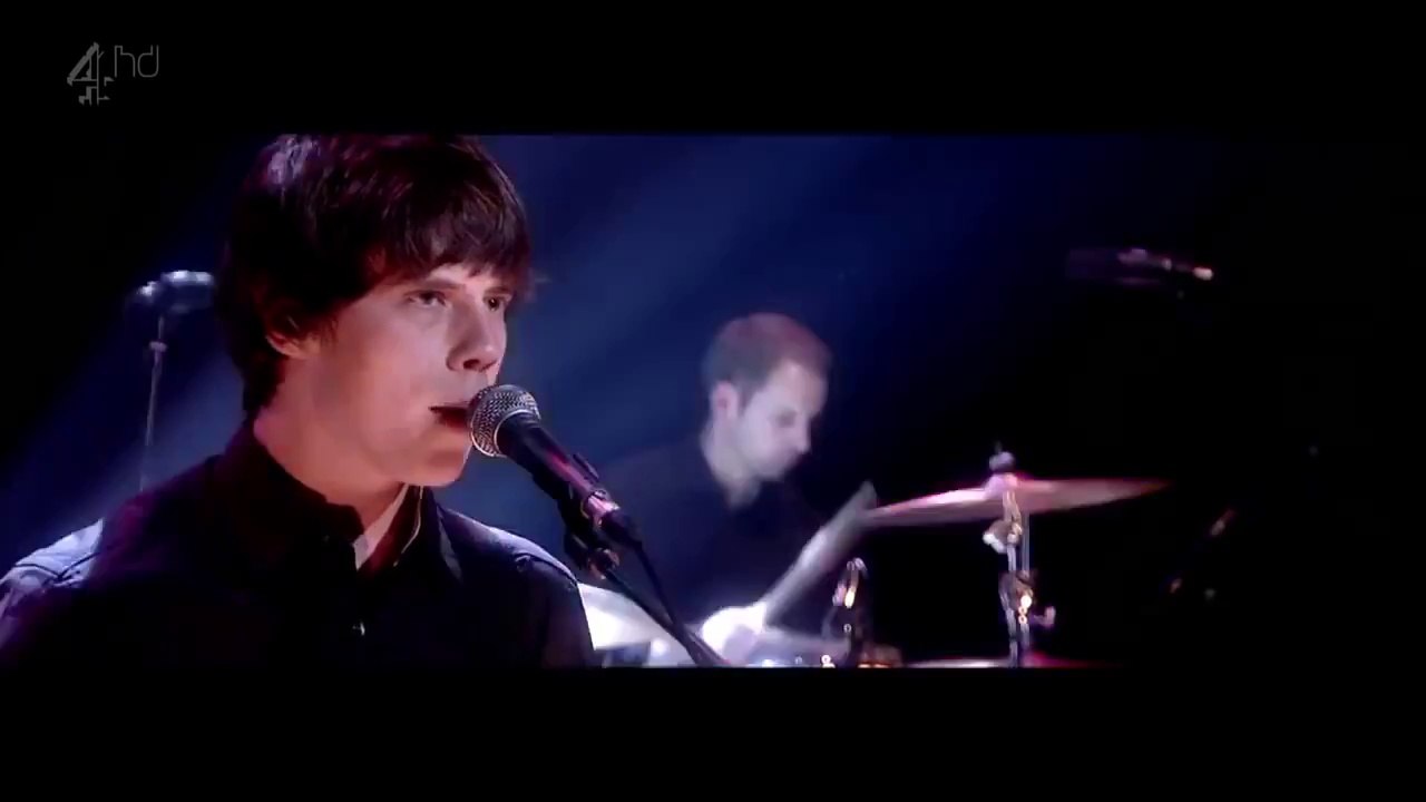 Jake Bugg "What Doesn't Kill You" Live at Chatty Man 18 October 2013