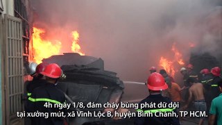 5 giờ khống chế ngọn lửa tại xưởng mút ở Sài Gòn