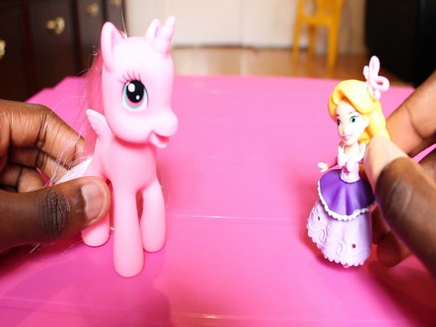 IS MAKKA PAKKA AN ALIEN peppa PIG PRINCESS RAPUNZEL PONY IN THE NIGHT GARDEN DISNEY Toys BABY Videos, CBEEBIES , FAIRY ,