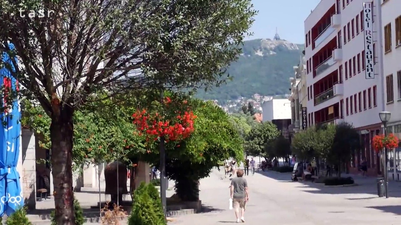 Na pešej zóne v Nitre nainštalovali osviežovače vzduchu
