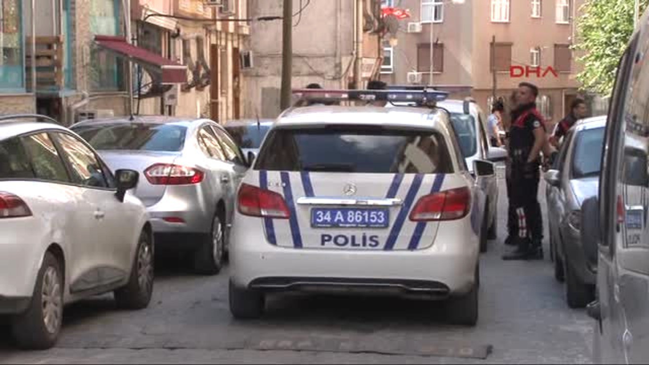 Beyoğlu'nda Silahlı Soygun