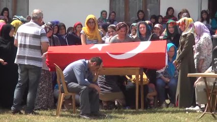 Samsun İntihar Eden İlçe Emniyet Müdürü Hakan Çalışkan Toprağa Verildi -3