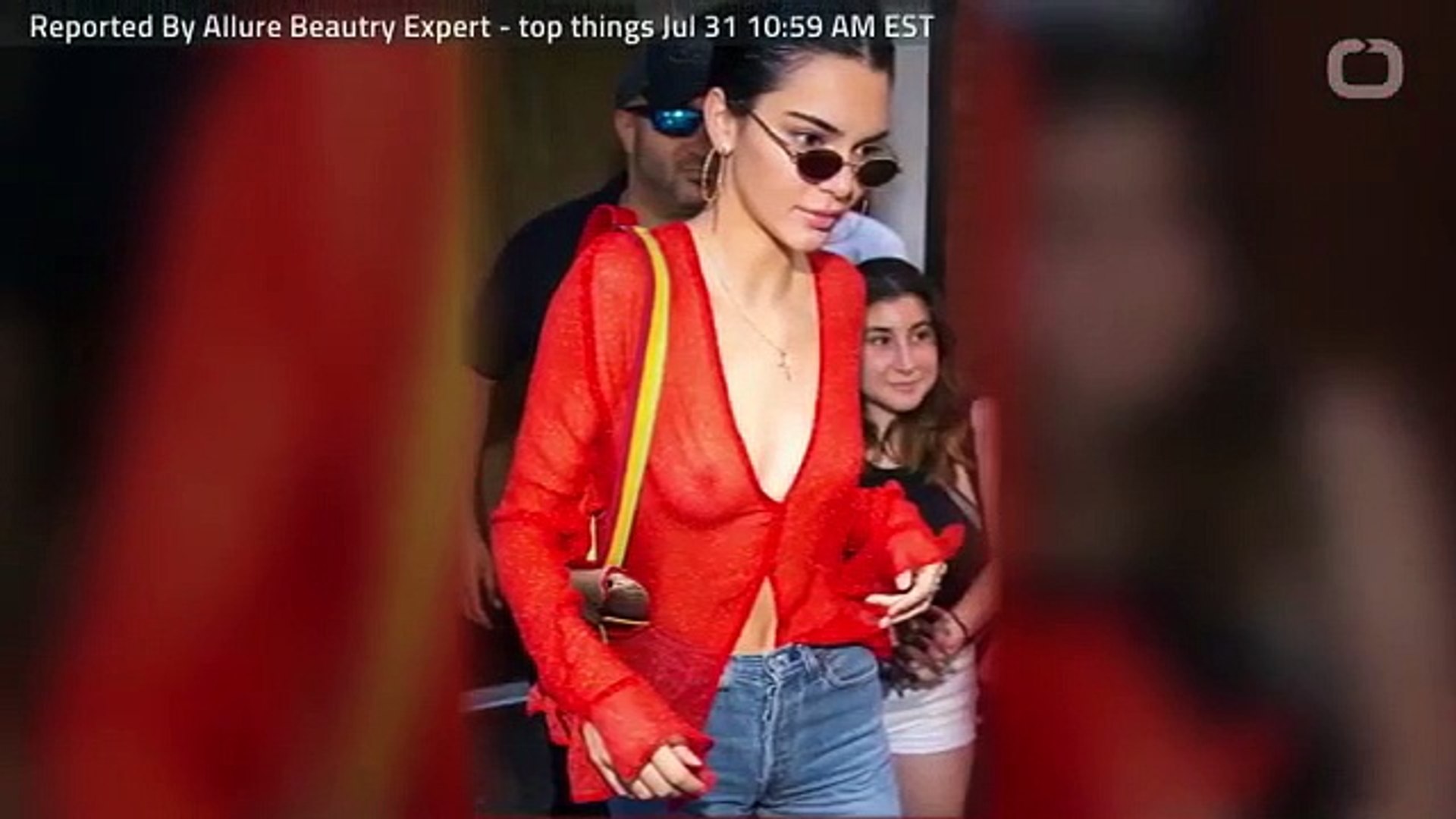 ⁣Kendall Jenner sans soutien-gorge