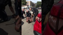 Un chien policier ne veut pas lâcher prise pendant une arrestation (San Diego)