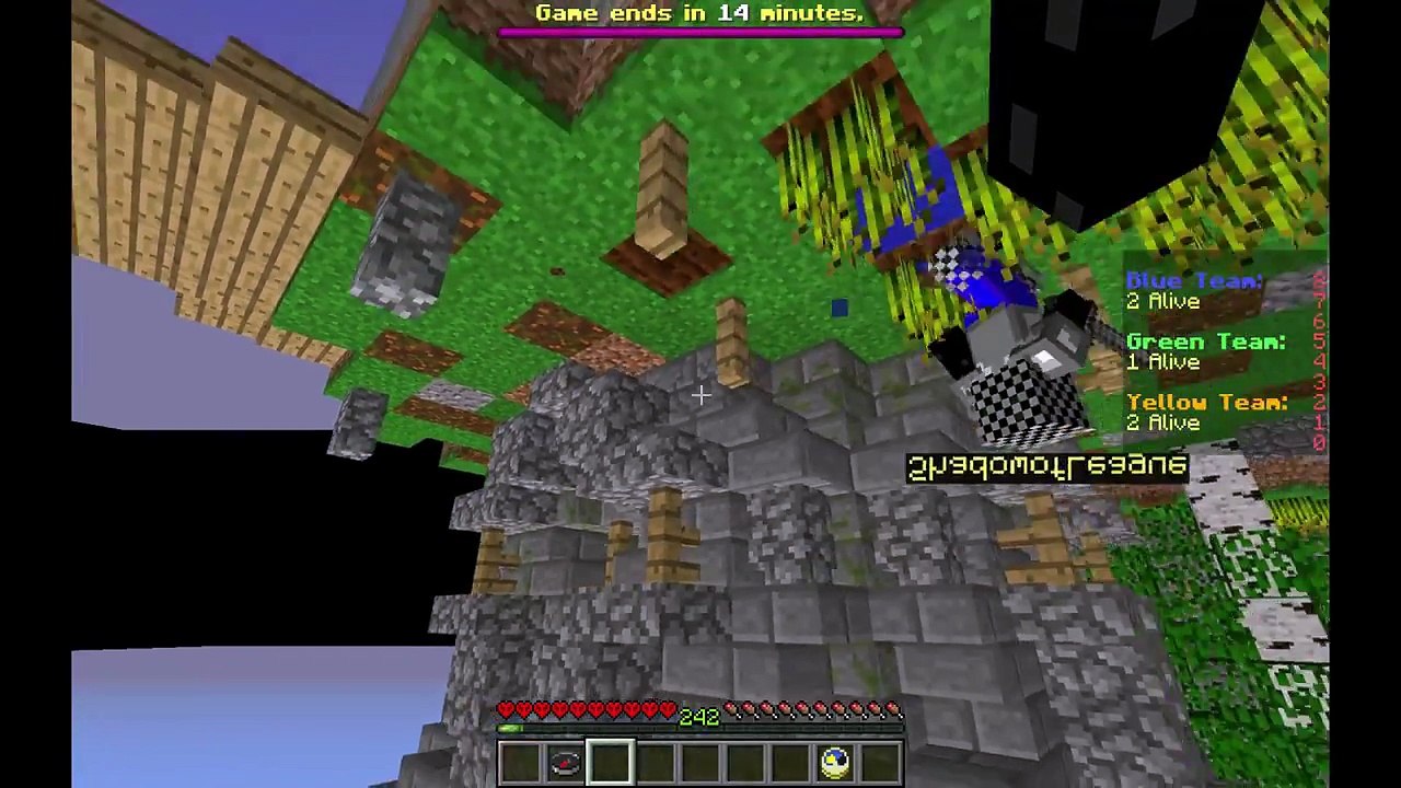 Minecraft Upside Down Challenge! Funny Moments and Noob Mistakes!