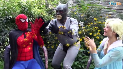 SPIDERMAN MONSTER HIT Hulk! w/ JOKER Iron Man & Learn Colors Toys in Real Life