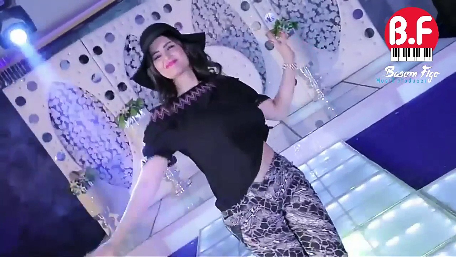 سما المصري ما بلاش من تحت يا حودة كليب Youtube