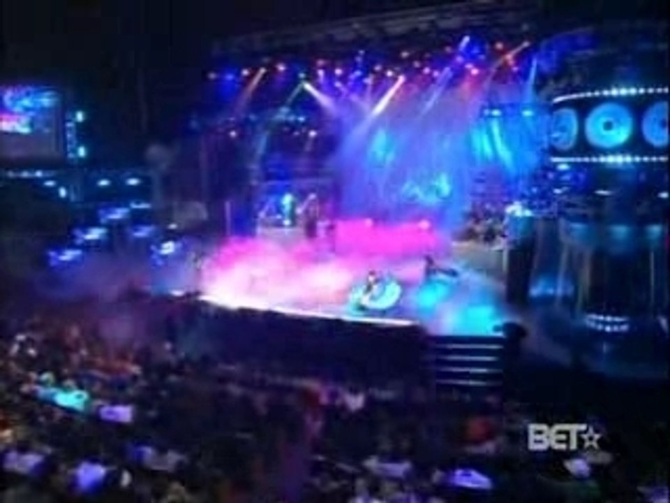 Kanye West live