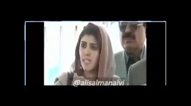 Ayesha Gulalai defending Imran Khan when Javed Latif personally attacked him.