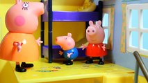 Porc Dans le avec Peppa Pig toilettes pour hommes de merde en direct george jouets vidéo Peppa