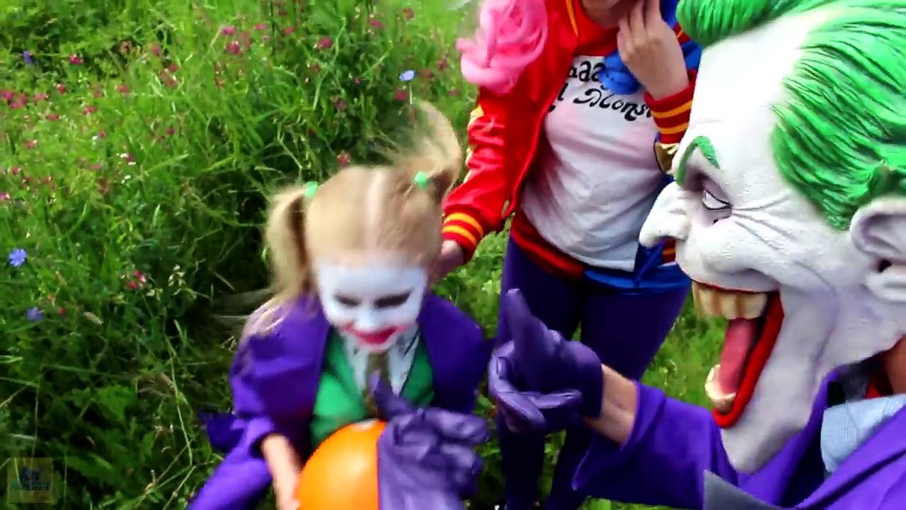 Frozen Elsa & Anna ON A TRIP! w_ Spiderman Joker Hulk Kid Pretend Play Family fun Challenge Real Lif-IfaKQ1UfydA